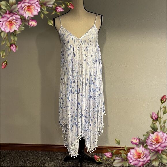 V-neck A-line swing style asymmetrical beach dress - Picture 1 of 13